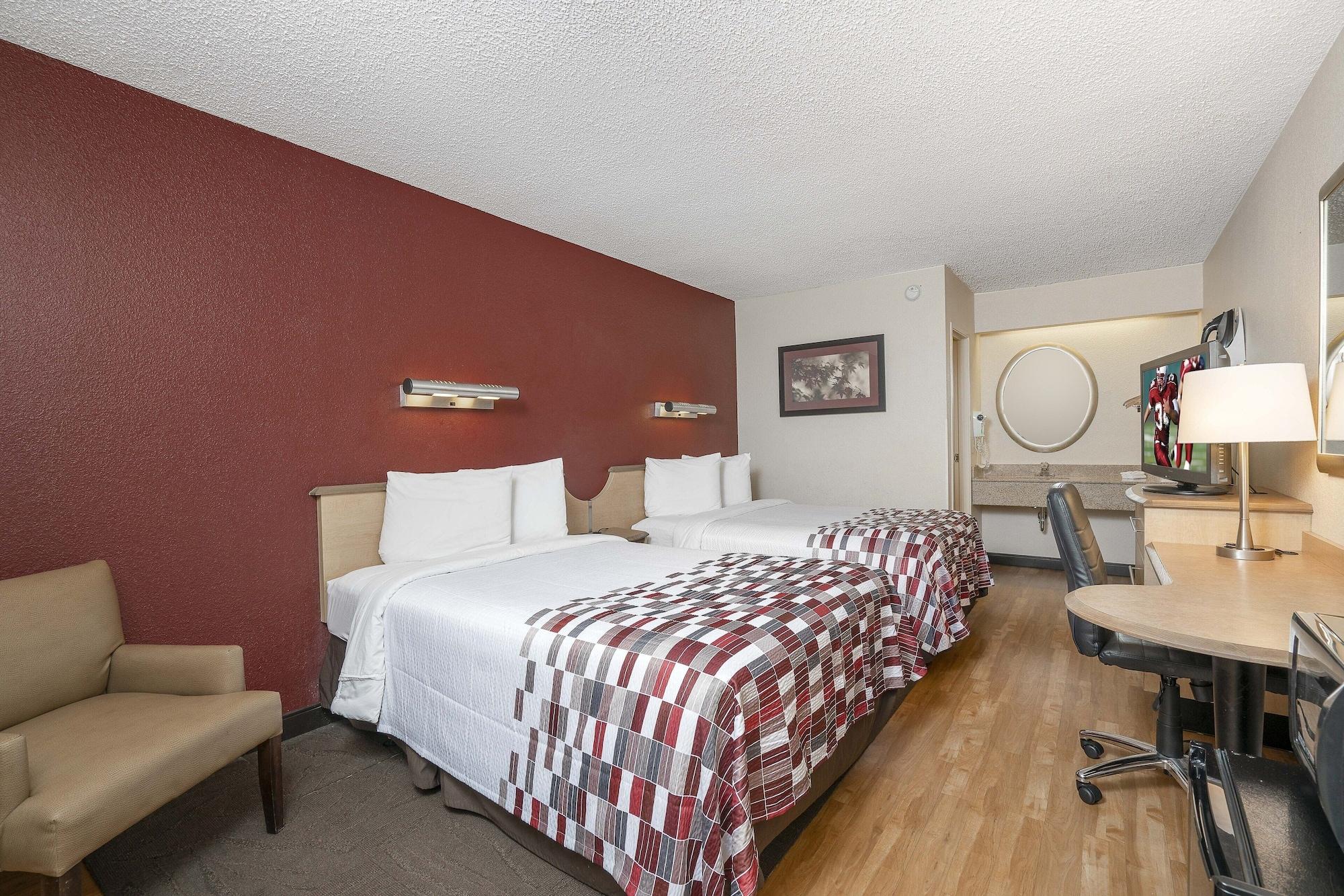 Red Roof Inn Detroit-Rochester Hills/ Auburn Hills Exterior foto