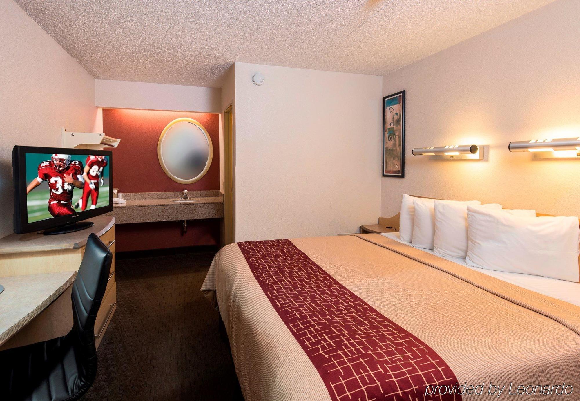 Red Roof Inn Detroit-Rochester Hills/ Auburn Hills Exterior foto